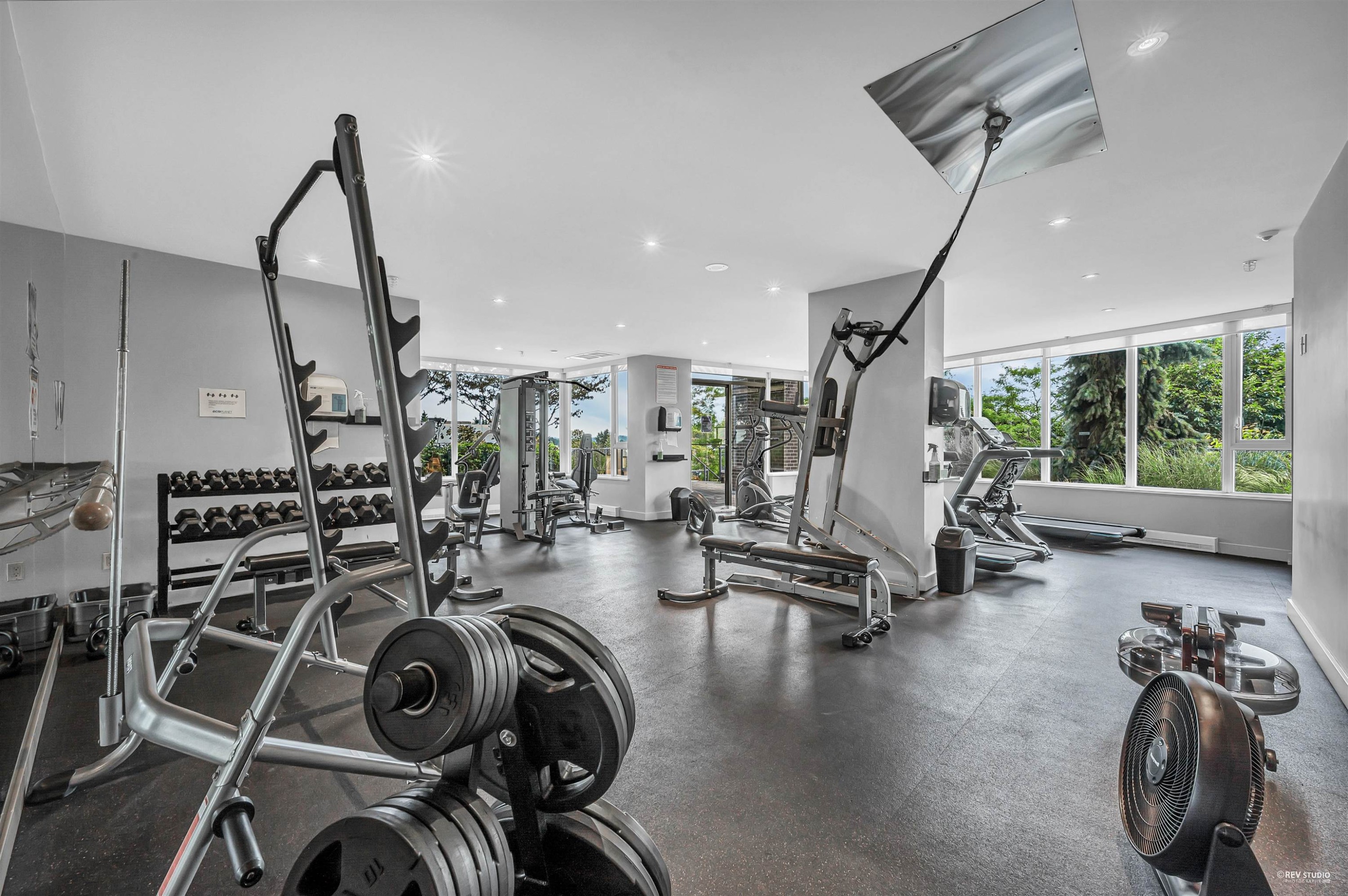 2005-2133 Douglas Road, Burnaby, BC