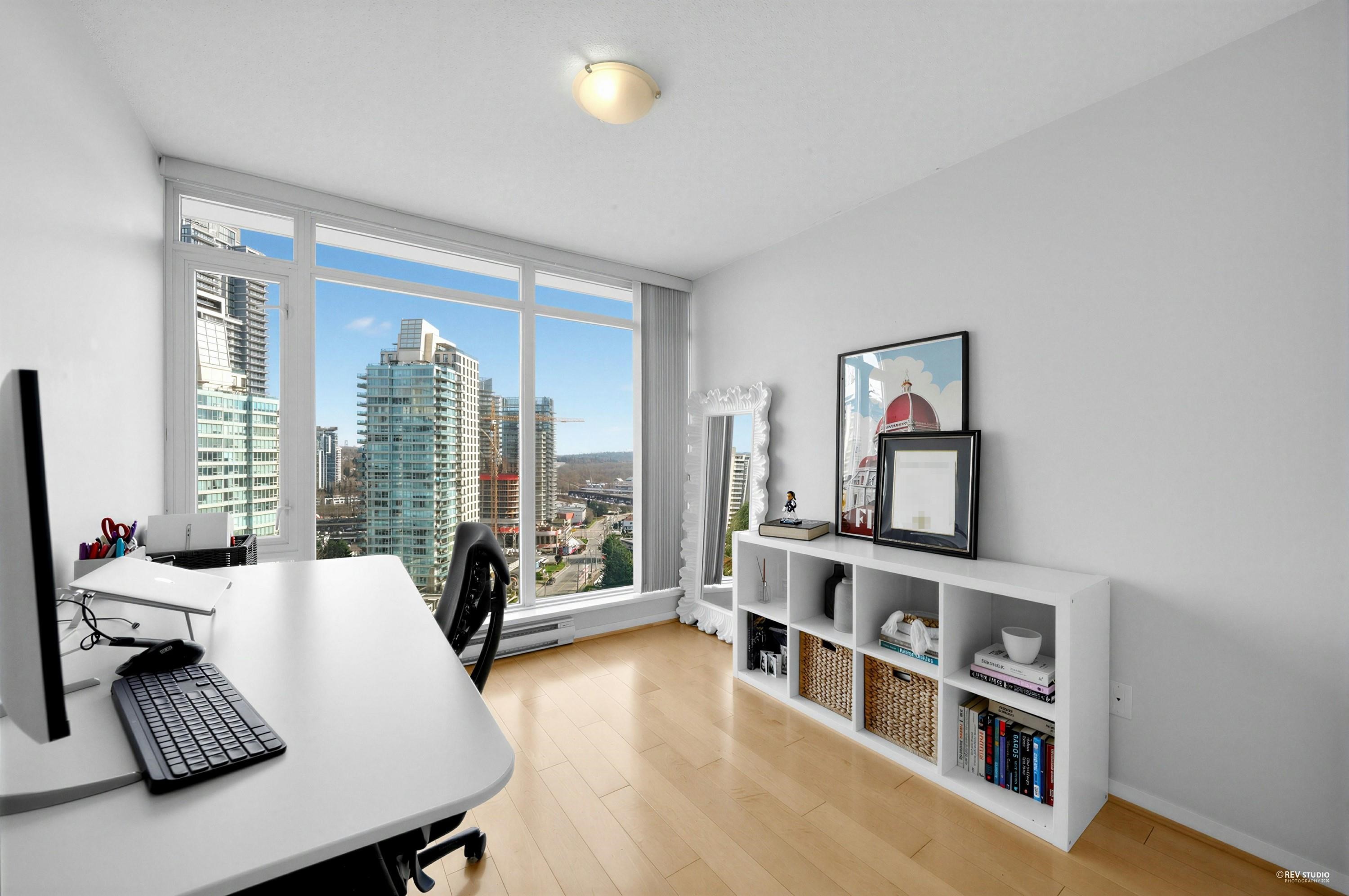 2005-2133 Douglas Road, Burnaby, BC