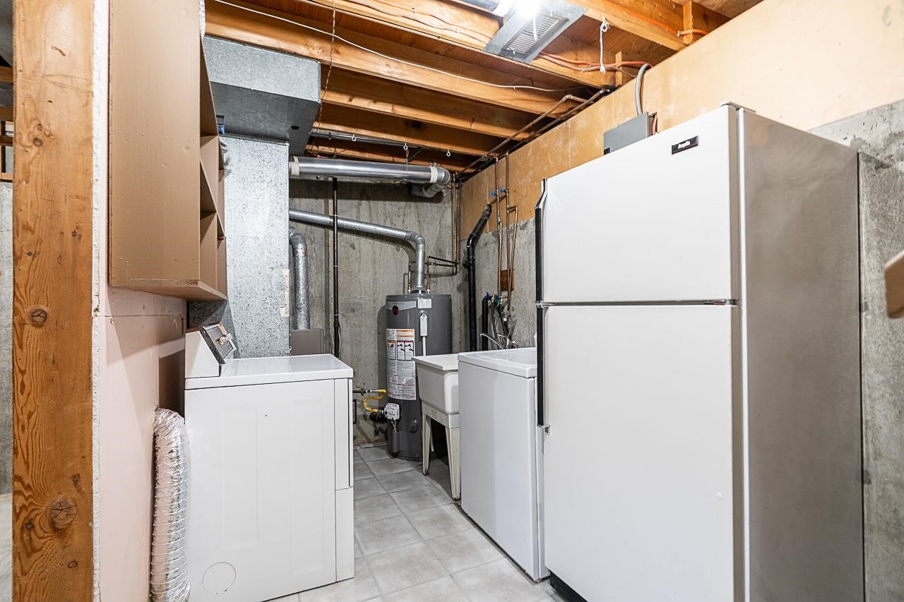 1031 Cecile Drive, Port Moody, BC