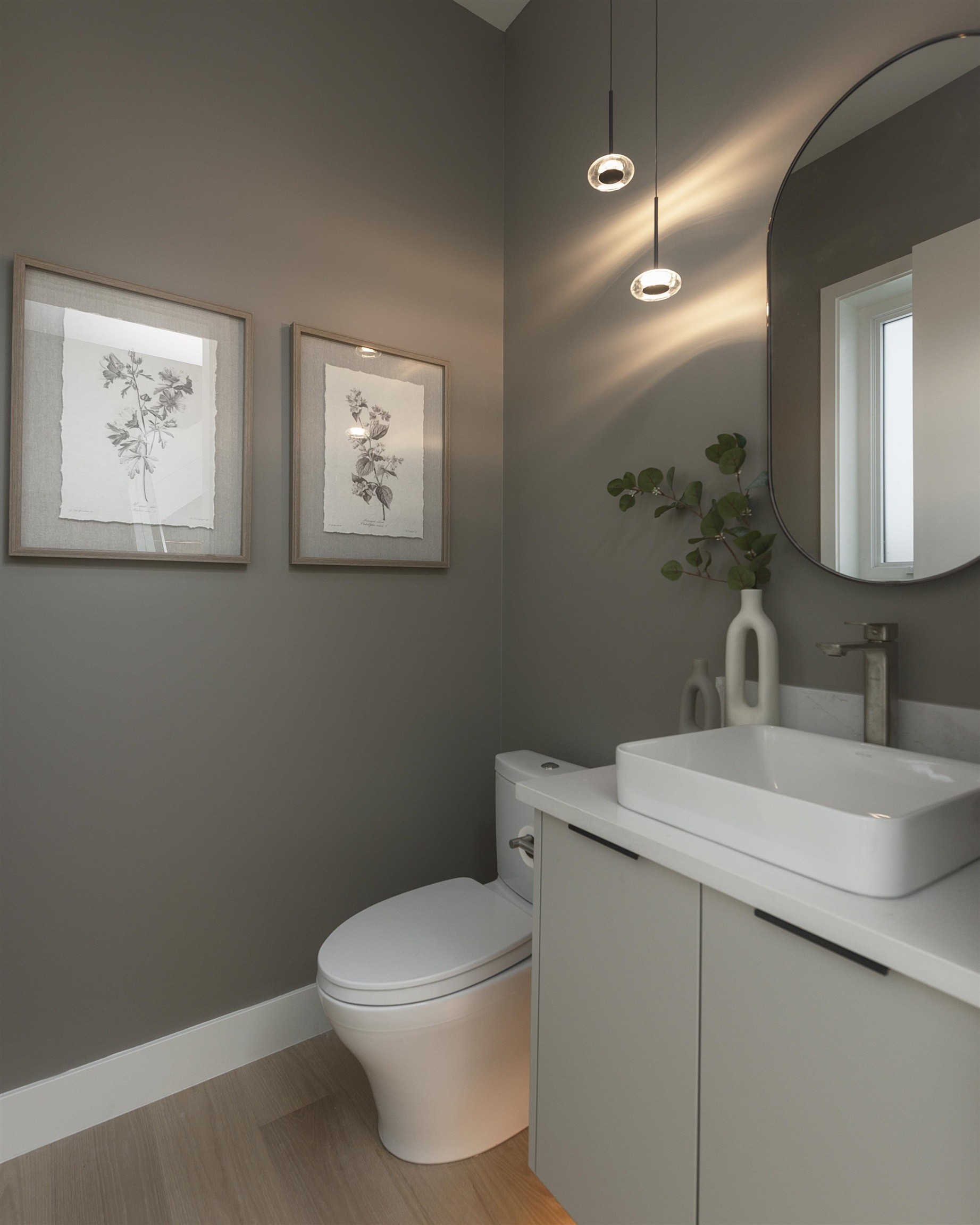 1-735 10Th Avenue E, Vancouver, BC