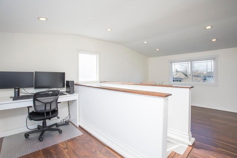 300 Douglas Crescent, Richmond, BC