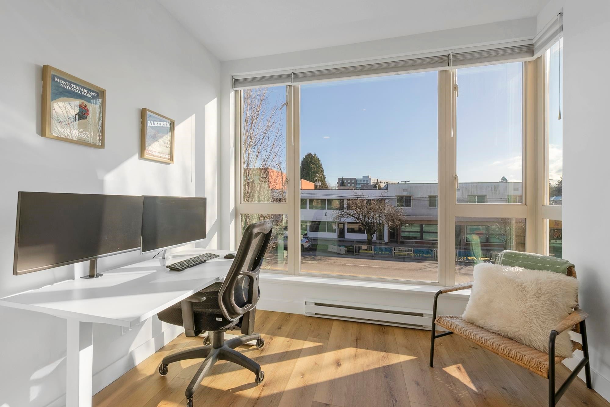 206-688 17Th Avenue E, Vancouver, BC