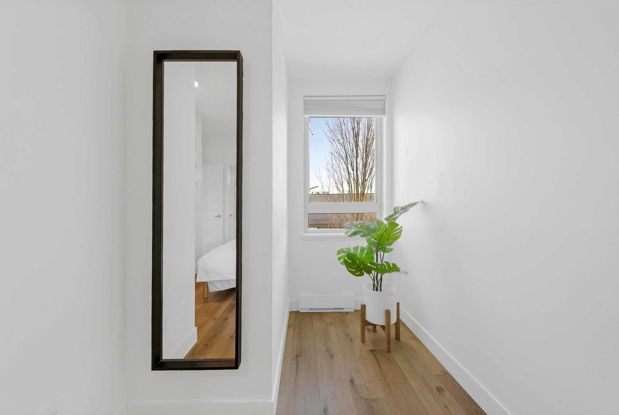 206-688 17Th Avenue E, Vancouver, BC