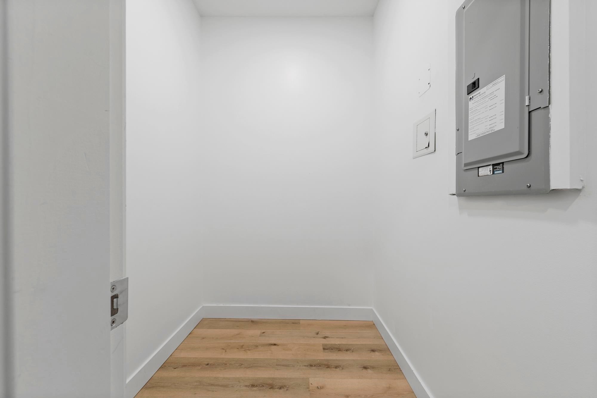 206-688 17Th Avenue E, Vancouver, BC