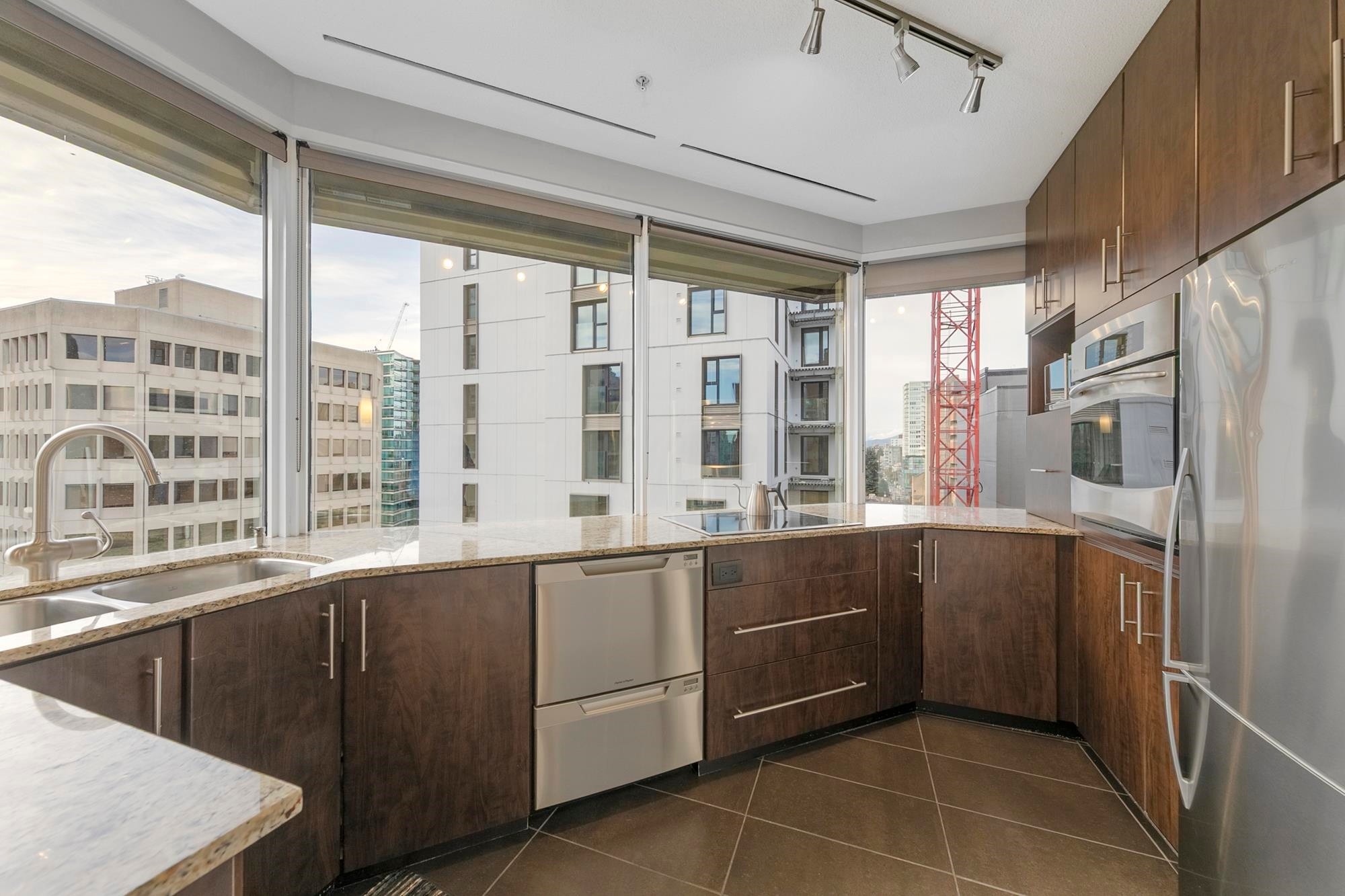 907-1177 Hornby Street, Vancouver, BC