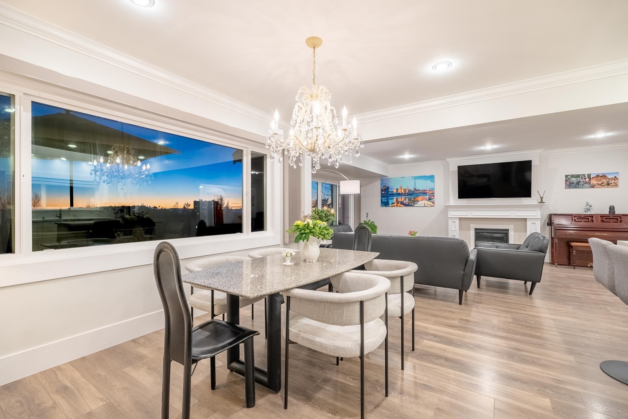 1275 Keith Road W, North Vancouver, BC