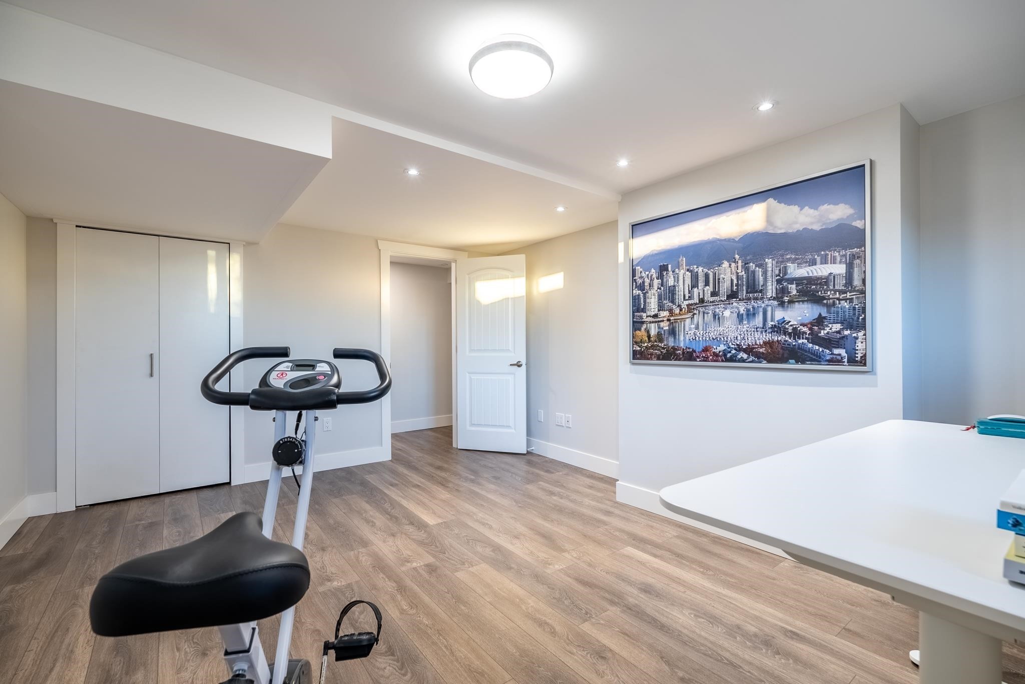 1275 Keith Road W, North Vancouver, BC