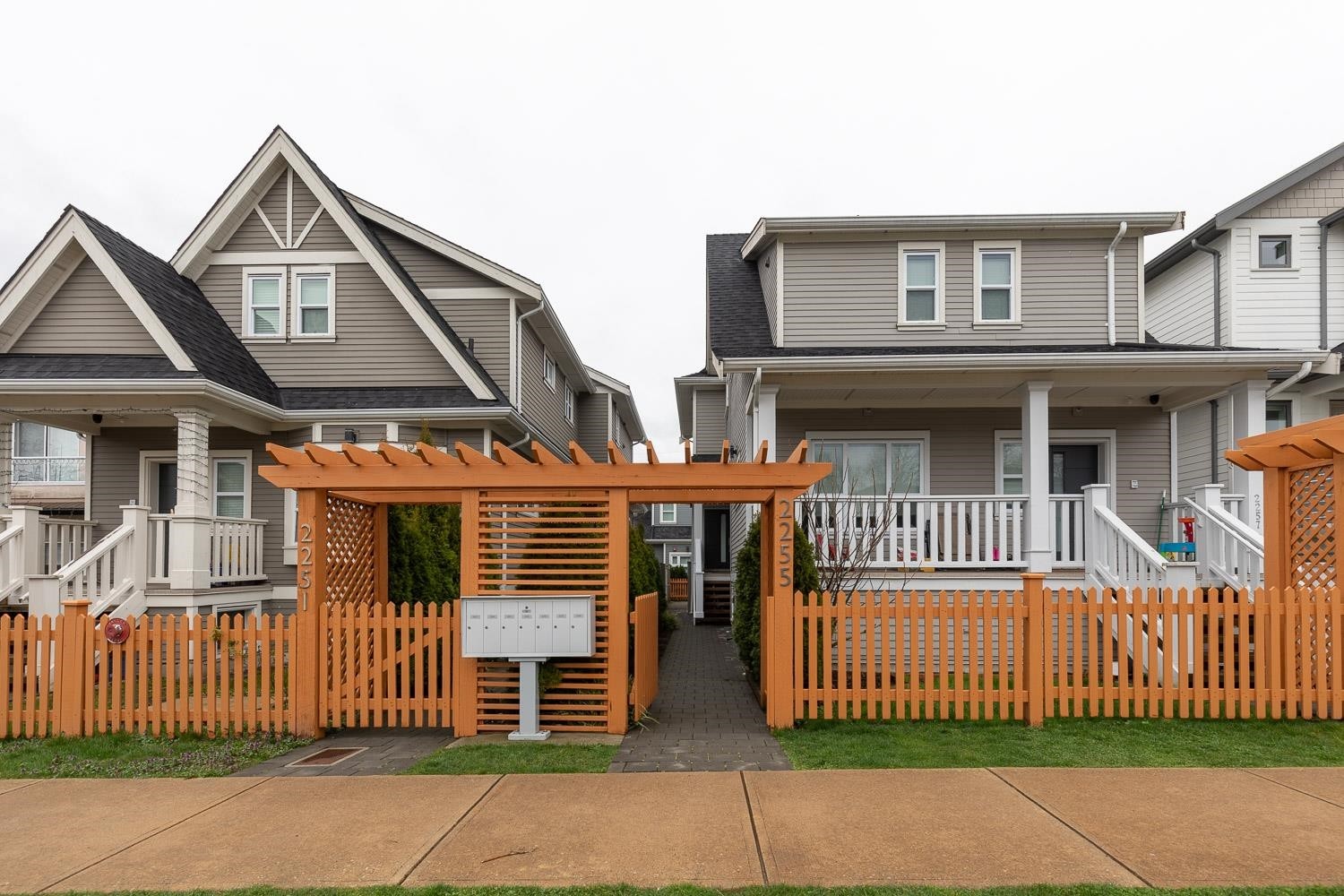 2255 35Th Avenue E, Vancouver, BC