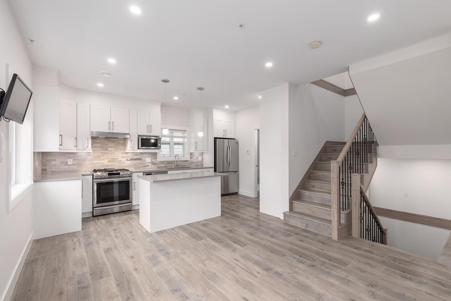 2255 35Th Avenue E, Vancouver, BC