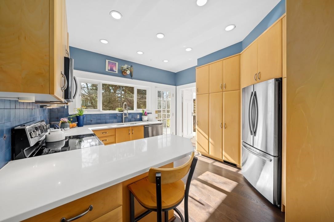 2038 46Th Avenue W, Vancouver, BC