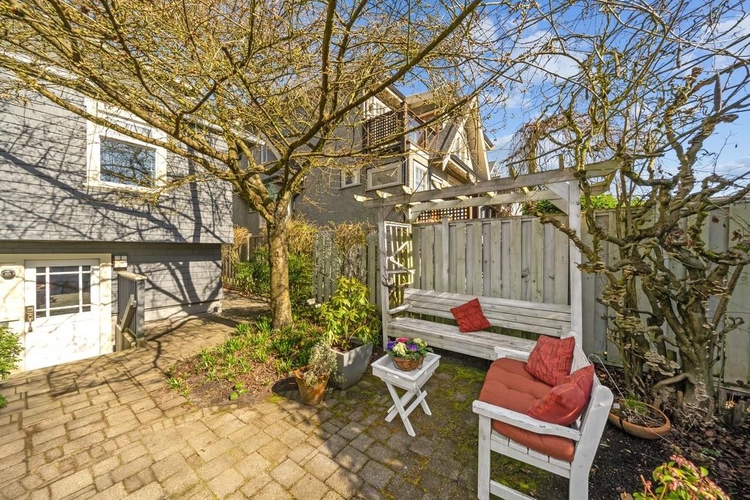 2038 46Th Avenue W, Vancouver, BC