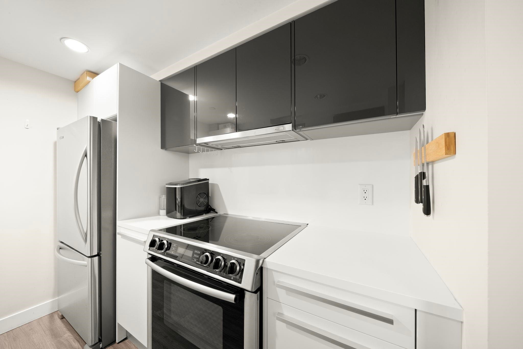 1002-1323 Homer Street, Vancouver, BC