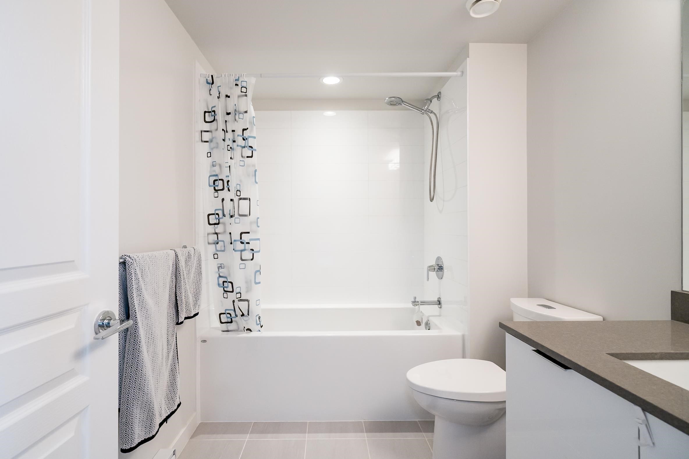 71-10388 No. 2 Road, Richmond, BC