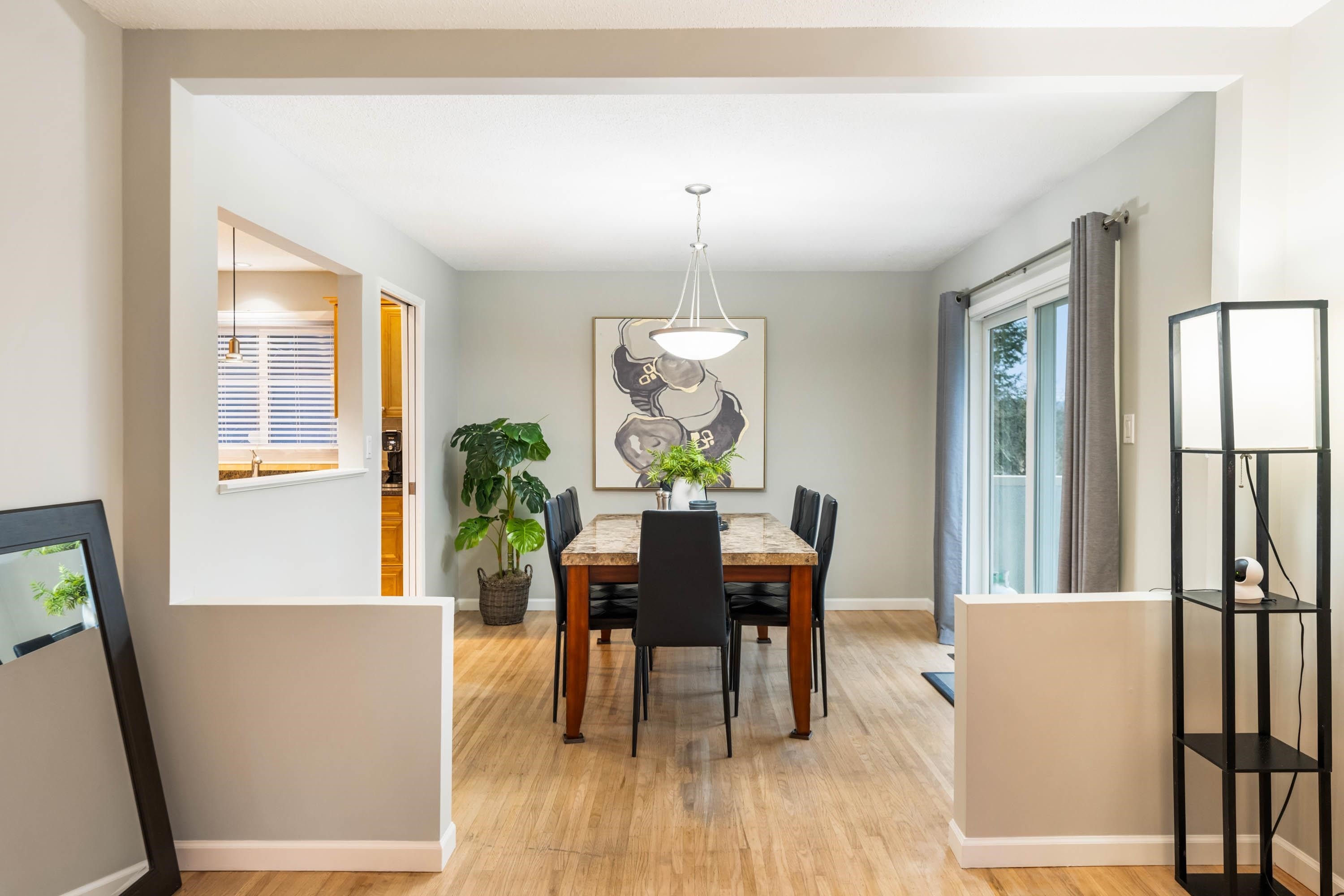 921 Baker Drive, Coquitlam, BC