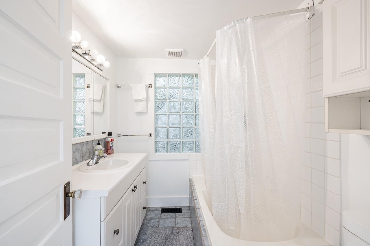 1620 Mclean Drive, Vancouver, BC