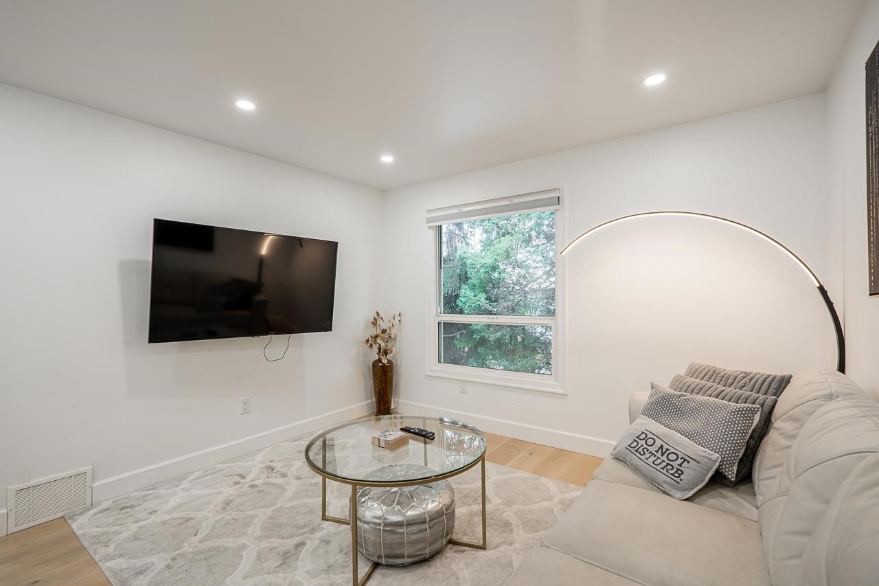 1620 Mclean Drive, Vancouver, BC