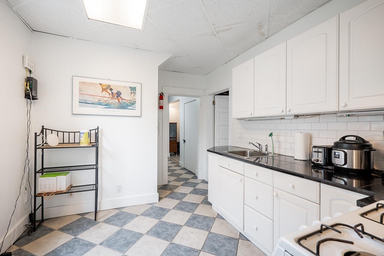 1620 Mclean Drive, Vancouver, BC