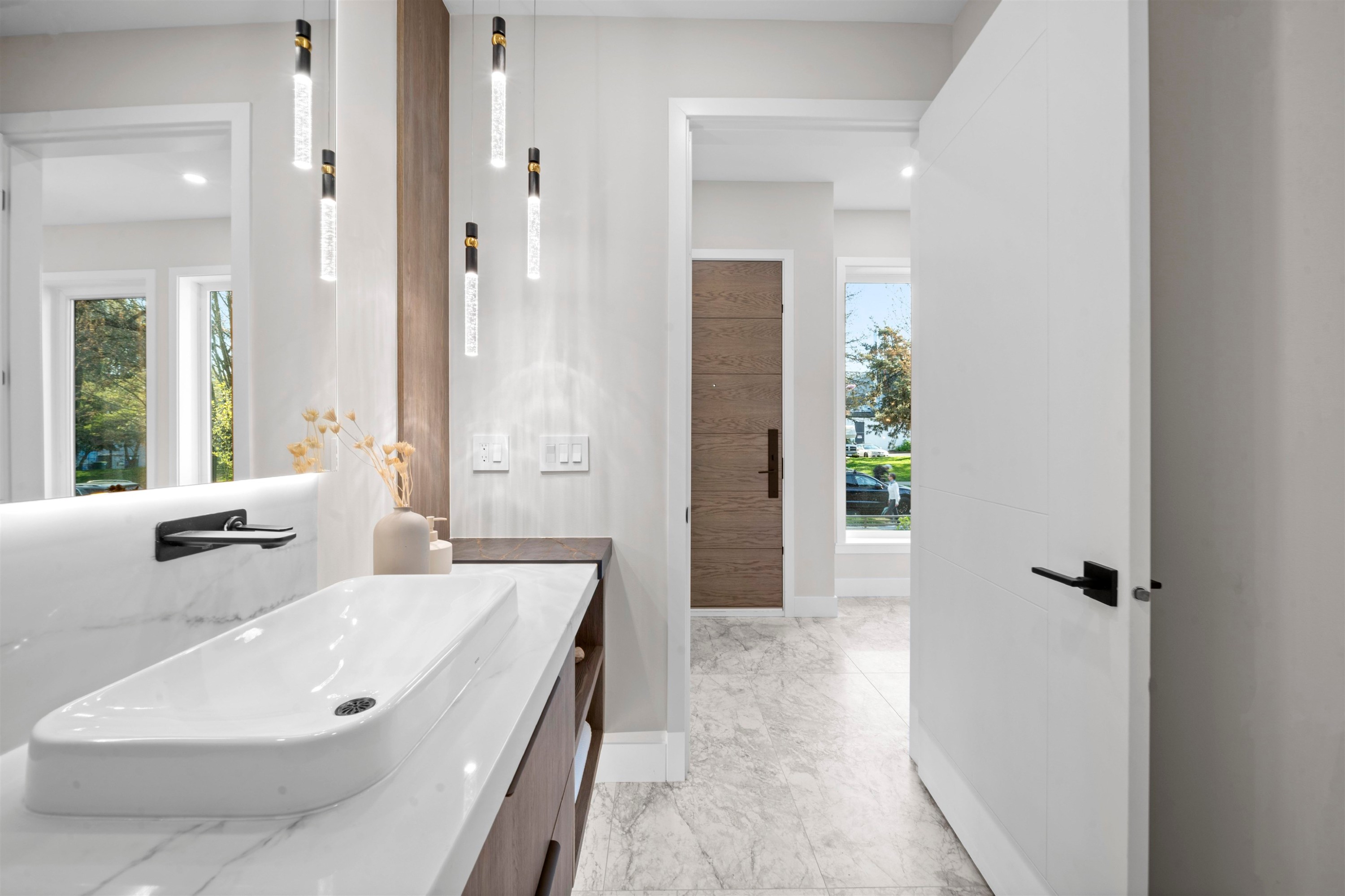 2455 10Th Avenue W, Vancouver, BC