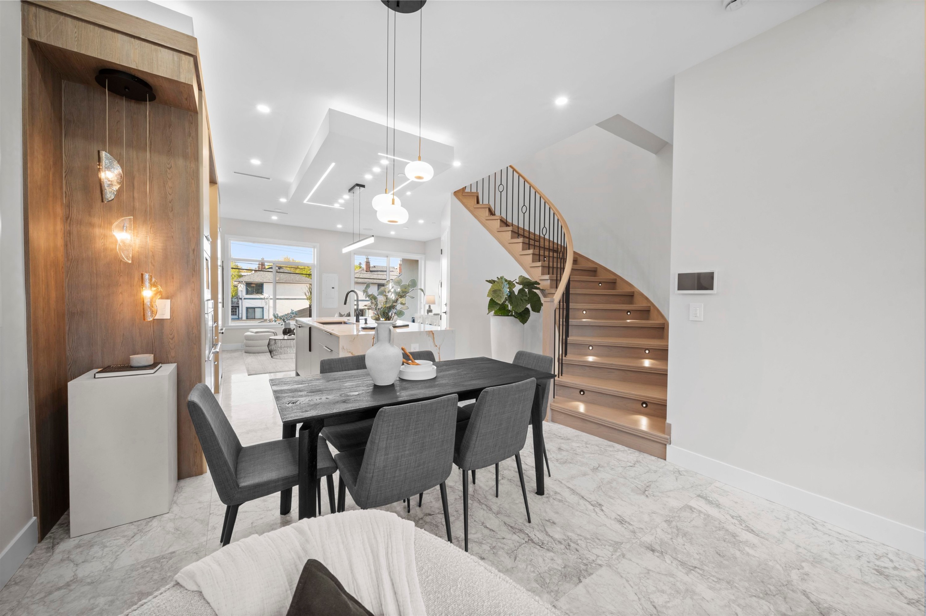 2455 10Th Avenue W, Vancouver, BC