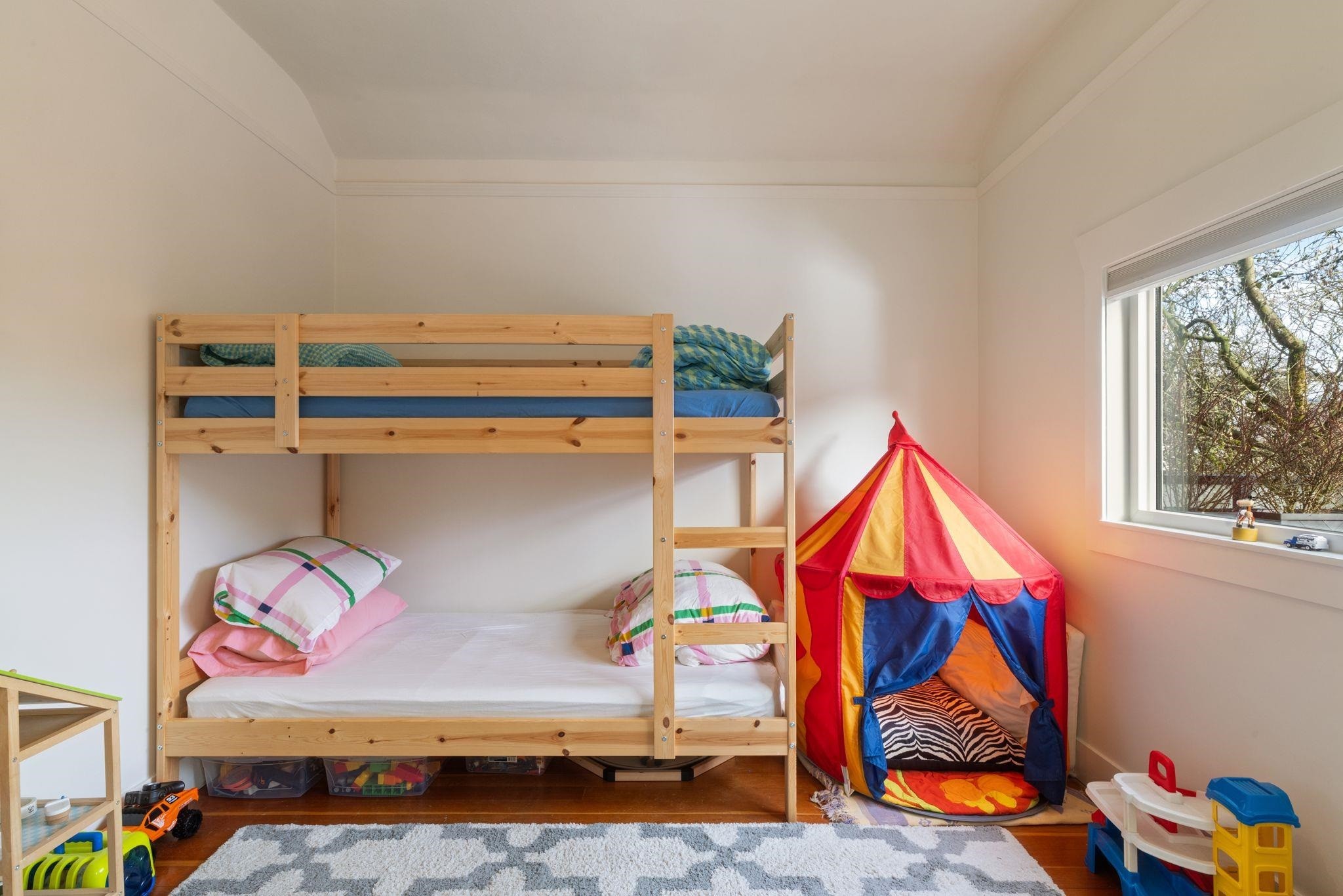 936 Semlin Drive, Vancouver, BC