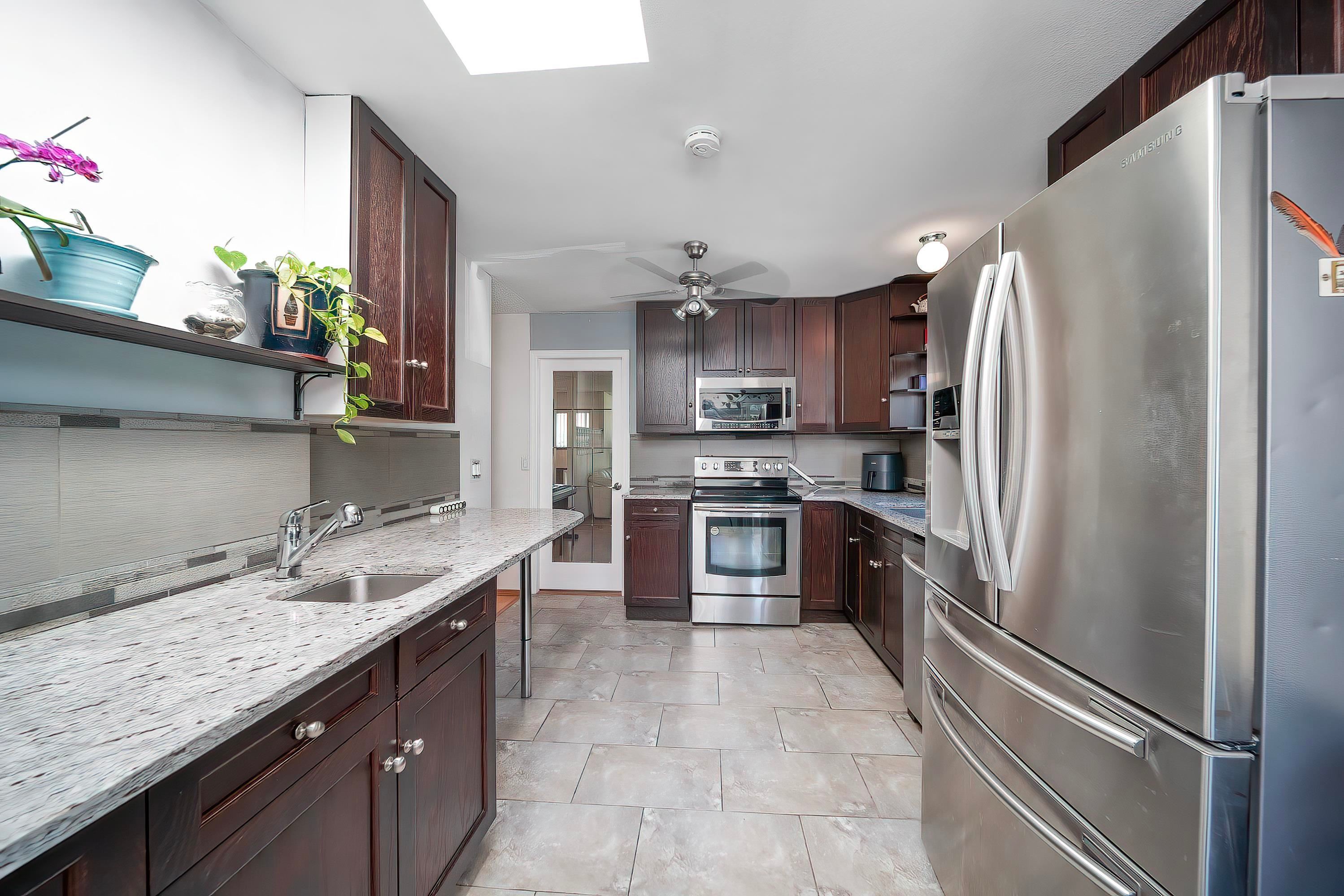 1160 Shelter Crescent, Coquitlam, BC