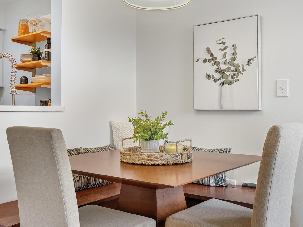 305-1915 Georgia Street E, Vancouver, BC