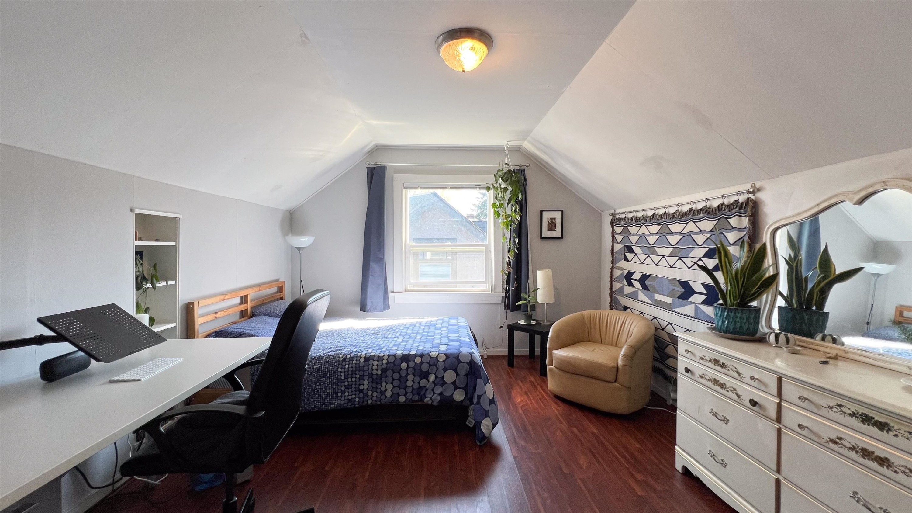 3088 Discovery Street, Vancouver, BC