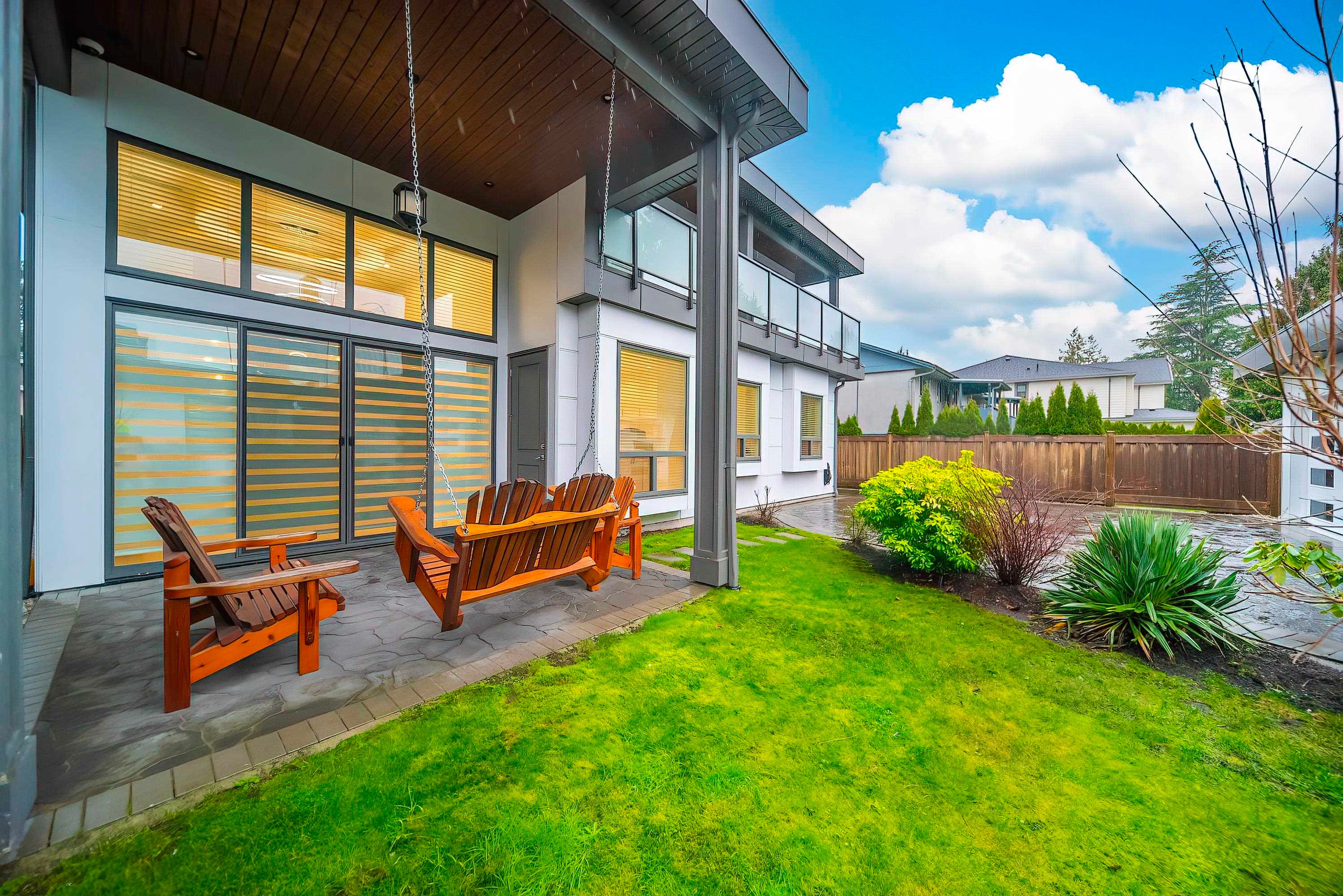 9631 Patterson Road, Richmond, BC