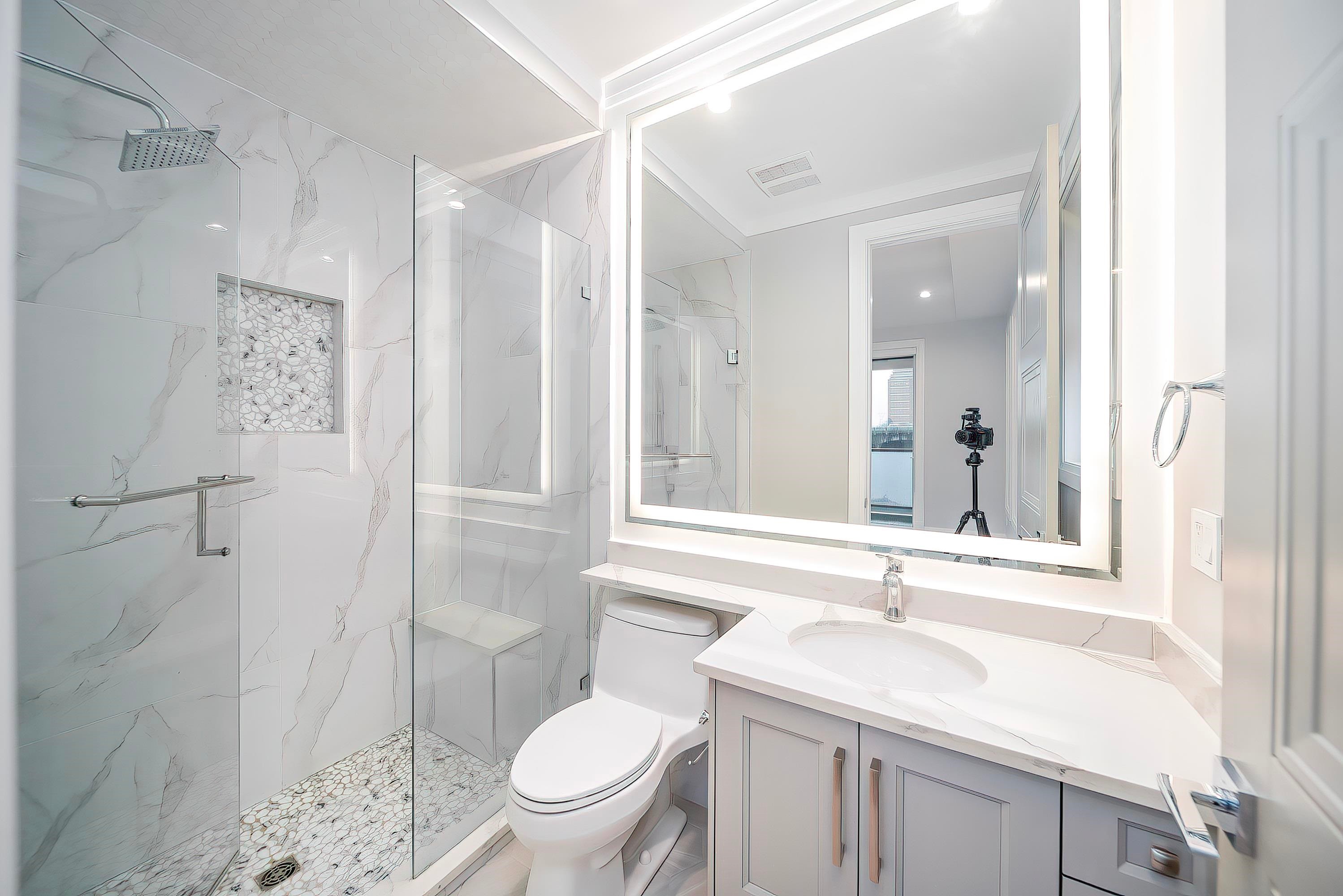 9631 Patterson Road, Richmond, BC