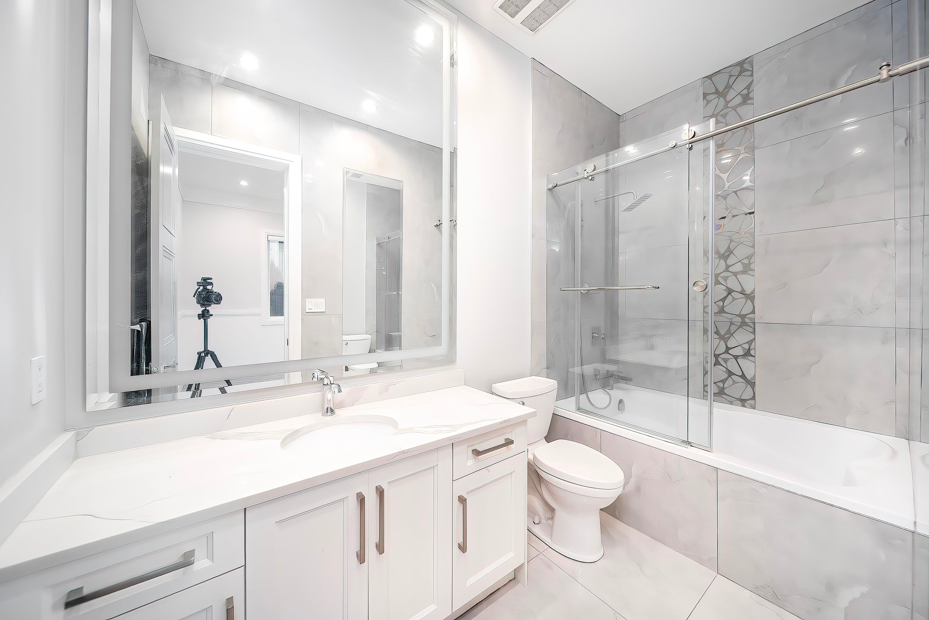 9631 Patterson Road, Richmond, BC