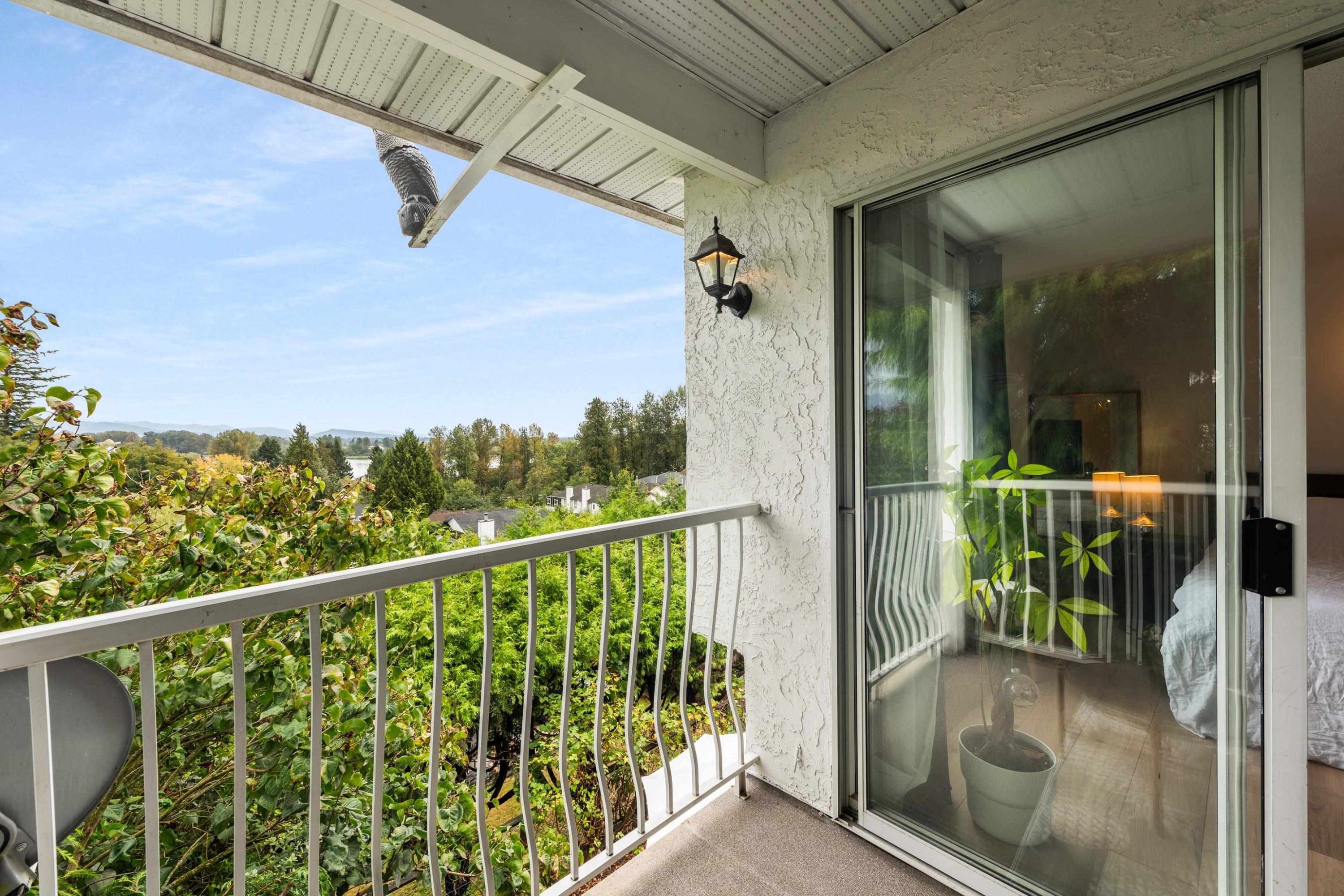 1128 Fraserview Street, Port Coquitlam, BC