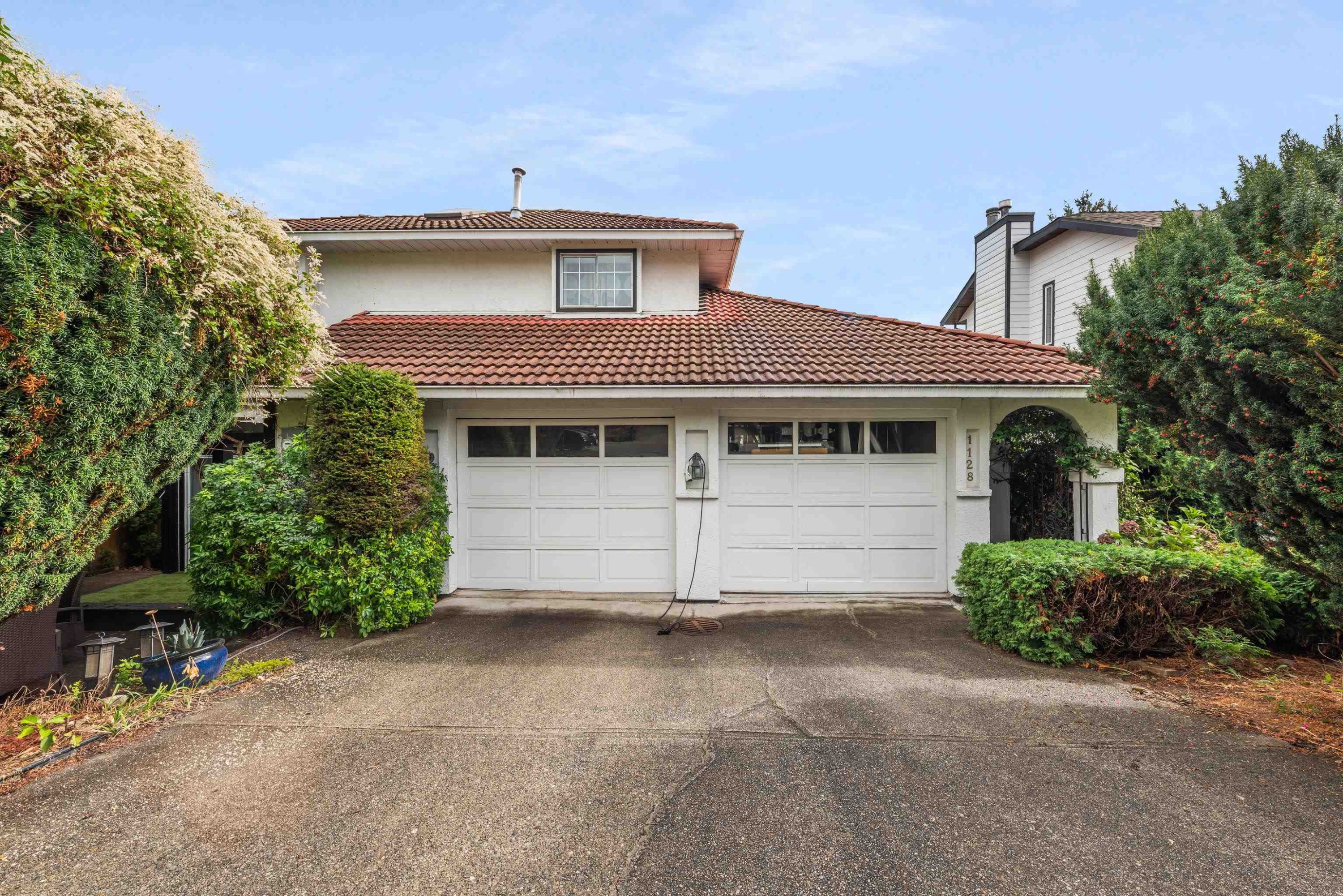 1128 Fraserview Street, Port Coquitlam, BC