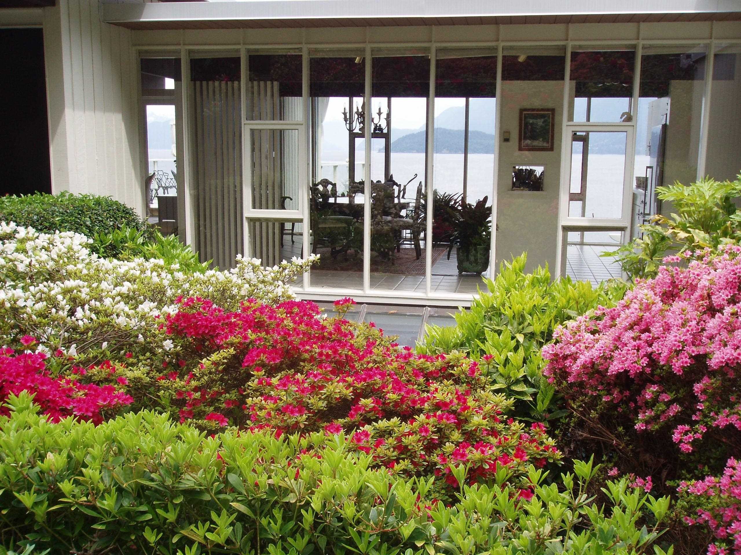 7145 Cliff Road, West Vancouver, BC