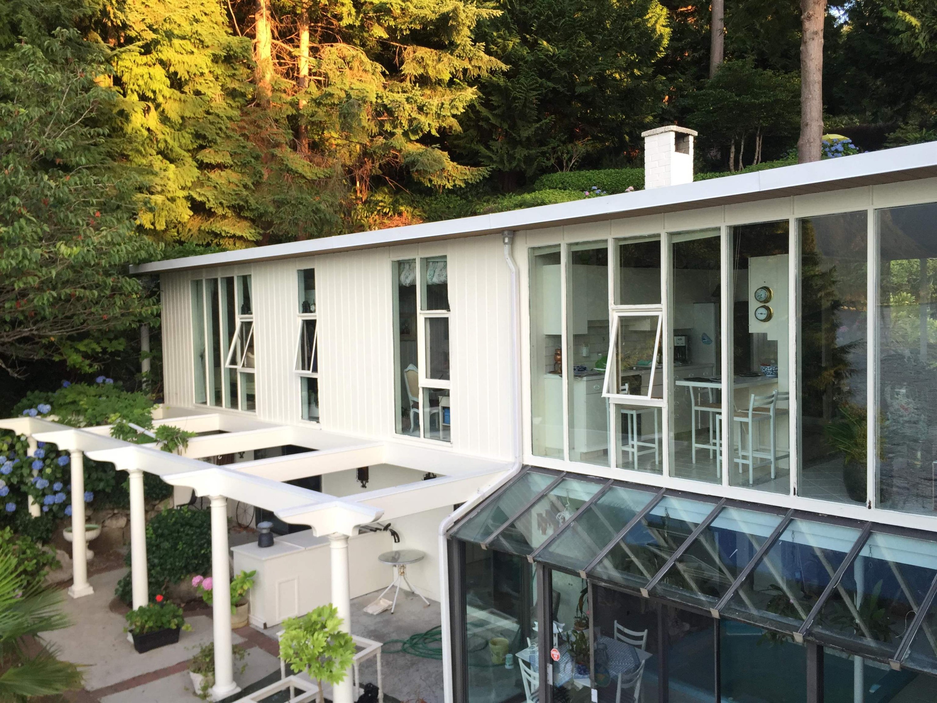 7145 Cliff Road, West Vancouver, BC