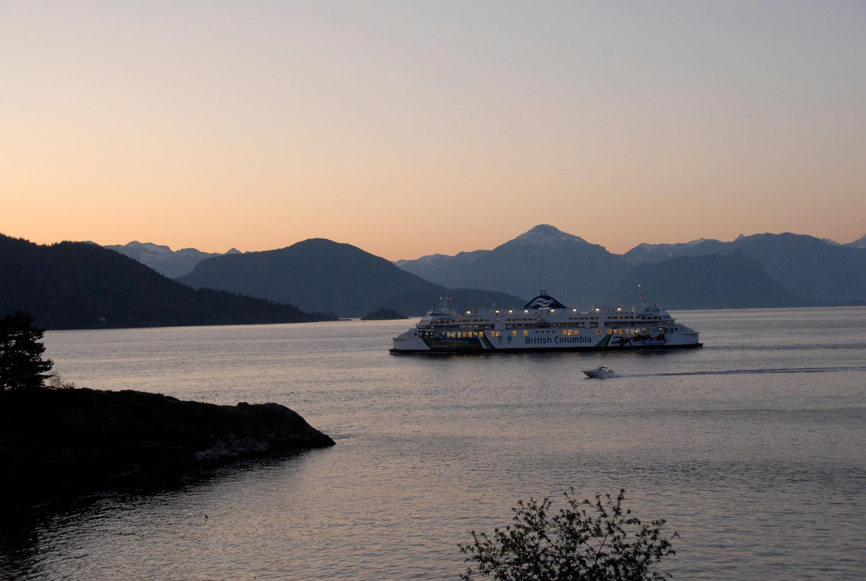 7145 Cliff Road, West Vancouver, BC