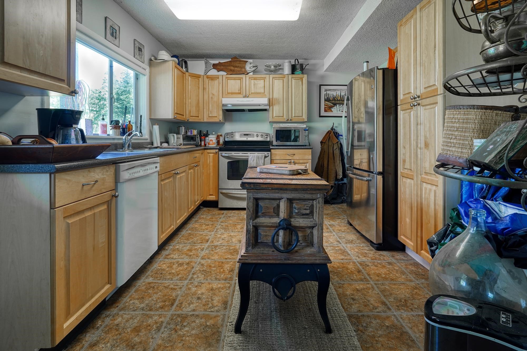 10022 Rolley Crescent, Maple Ridge, BC