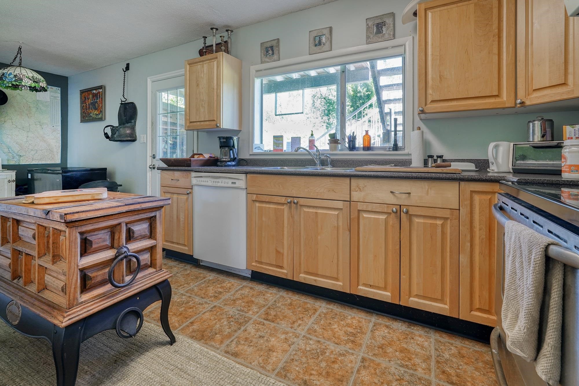 10022 Rolley Crescent, Maple Ridge, BC