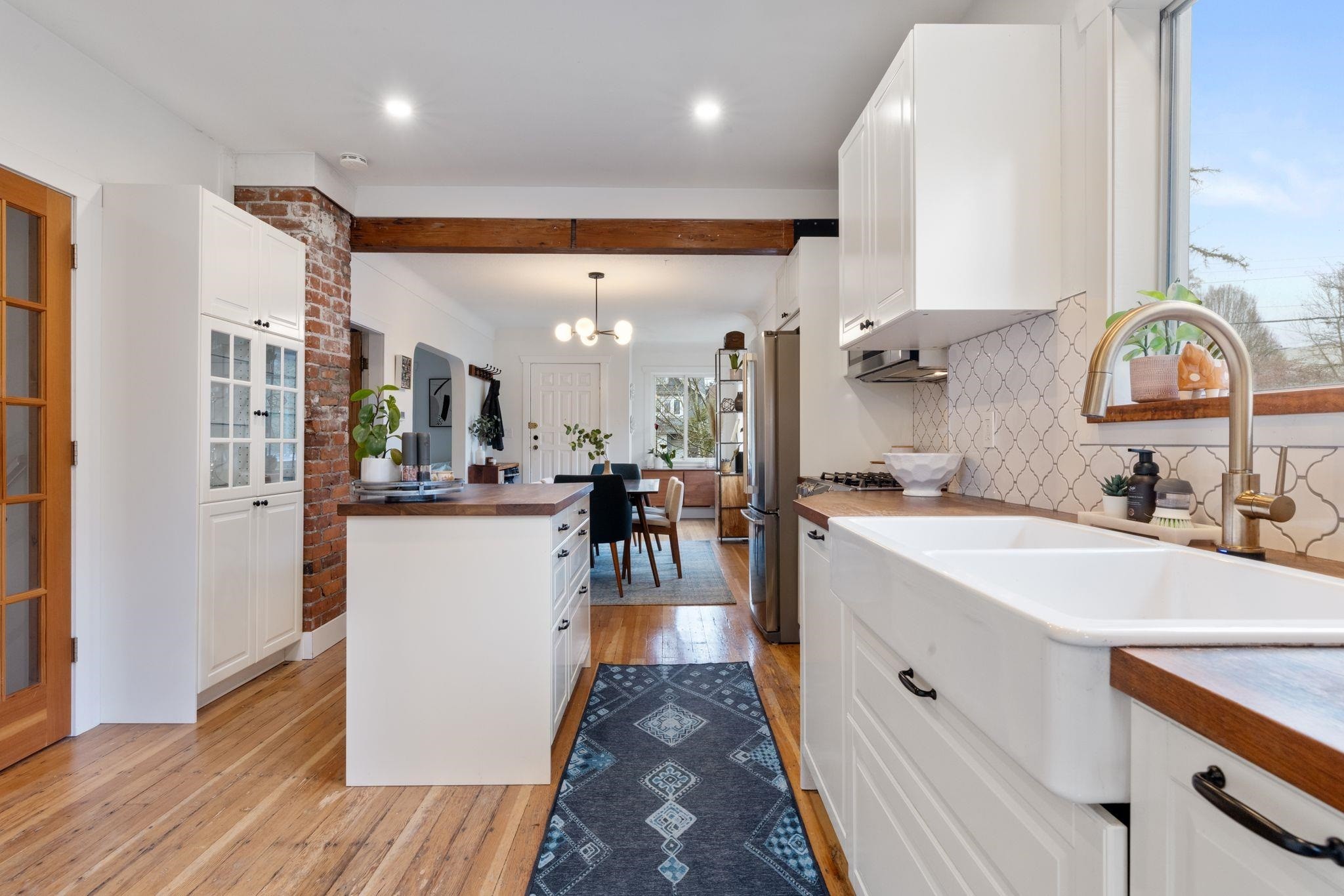 2156 Pender Street E, Vancouver, BC