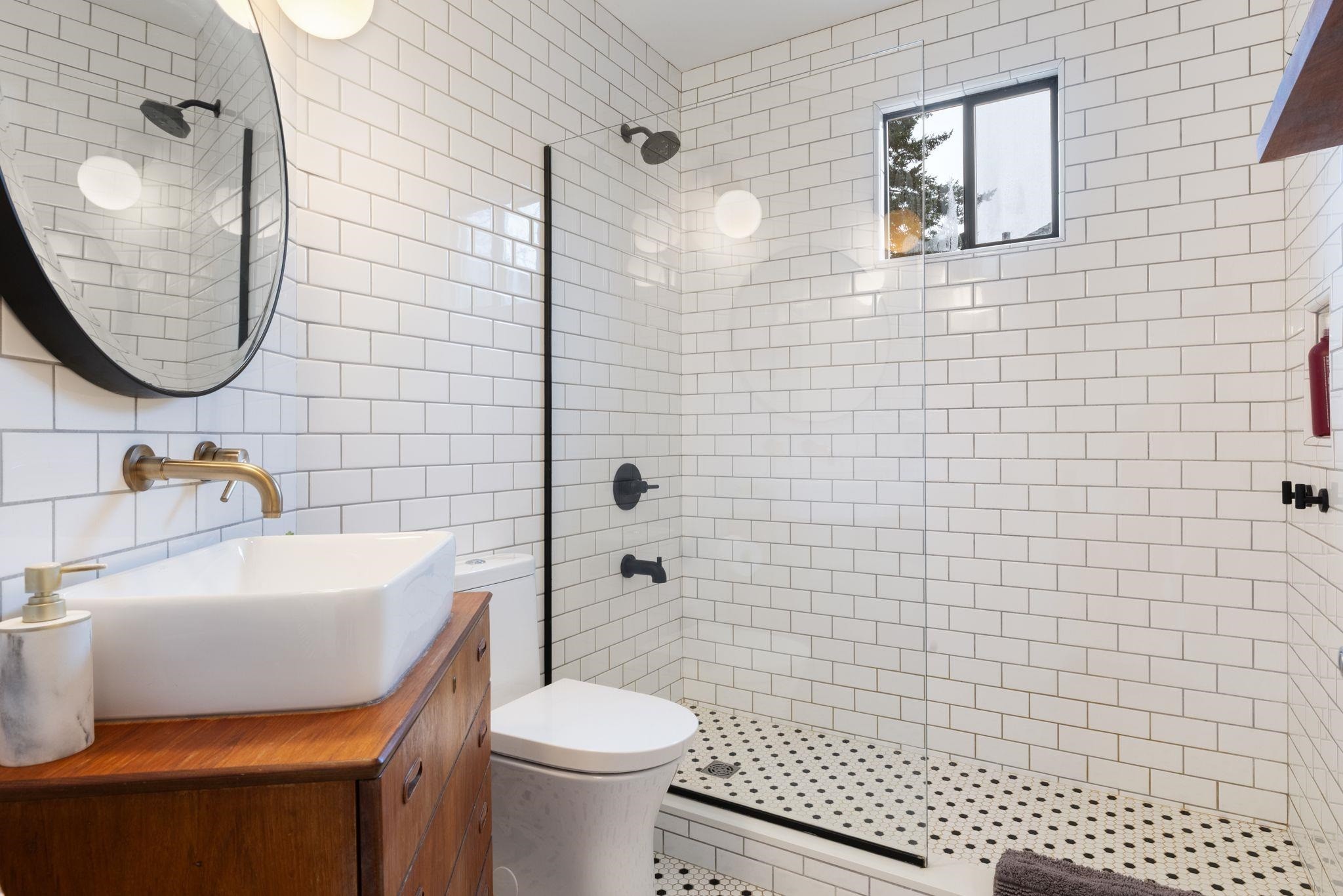 2156 Pender Street E, Vancouver, BC