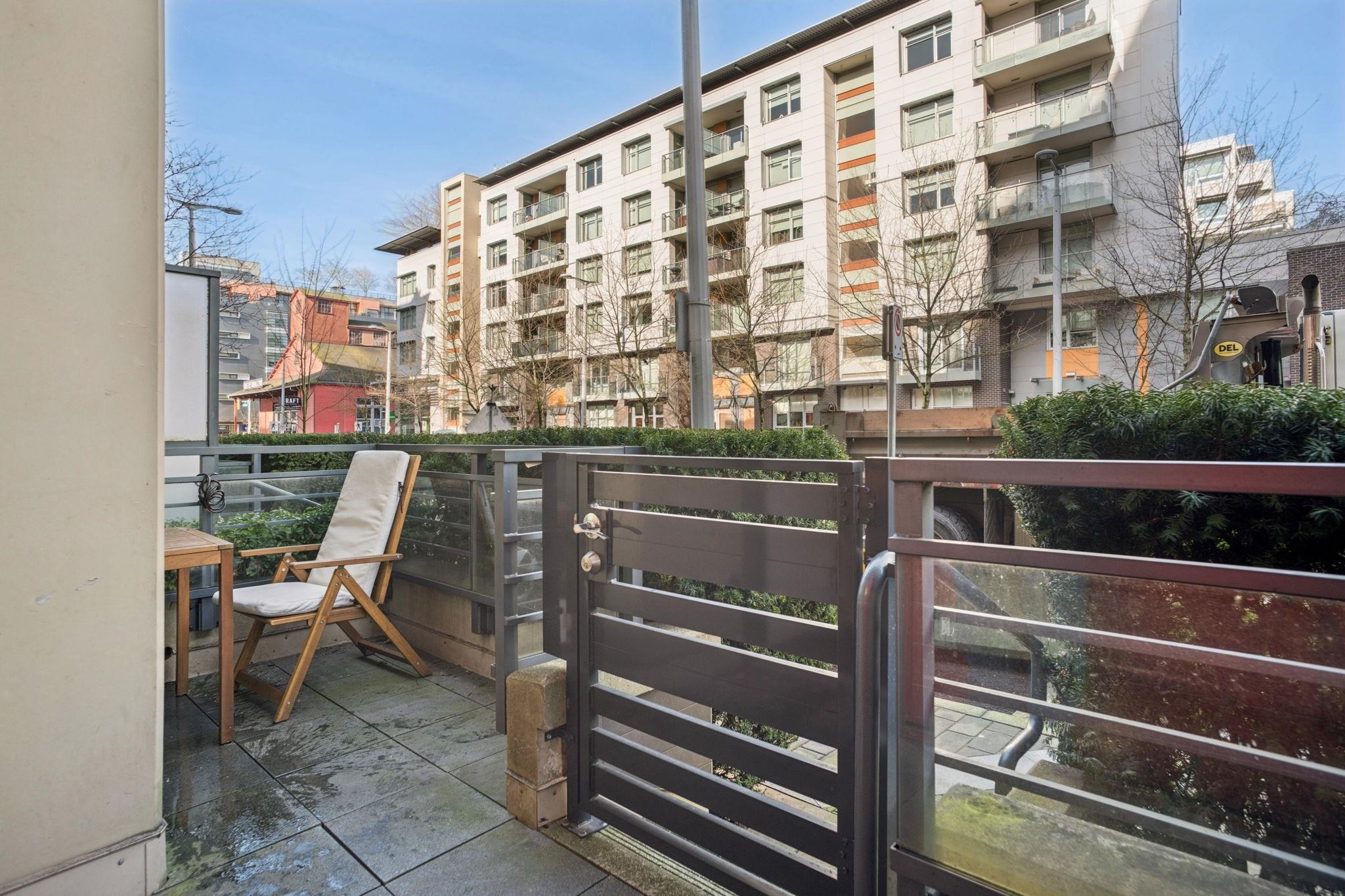 62 1St Avenue W, Vancouver, BC