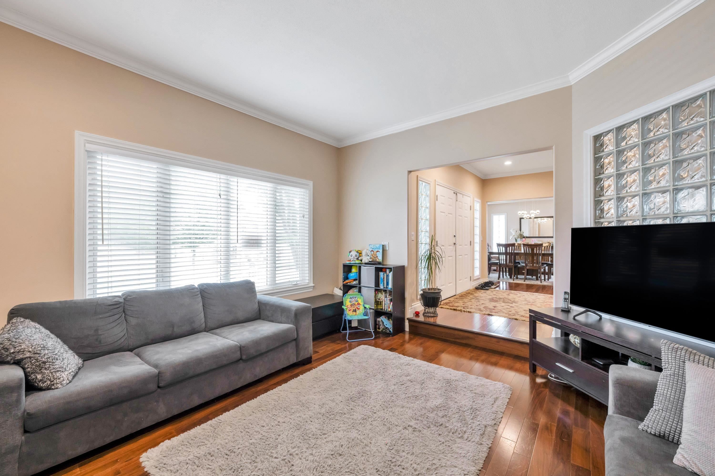 6271 Arlington Street, Vancouver, BC