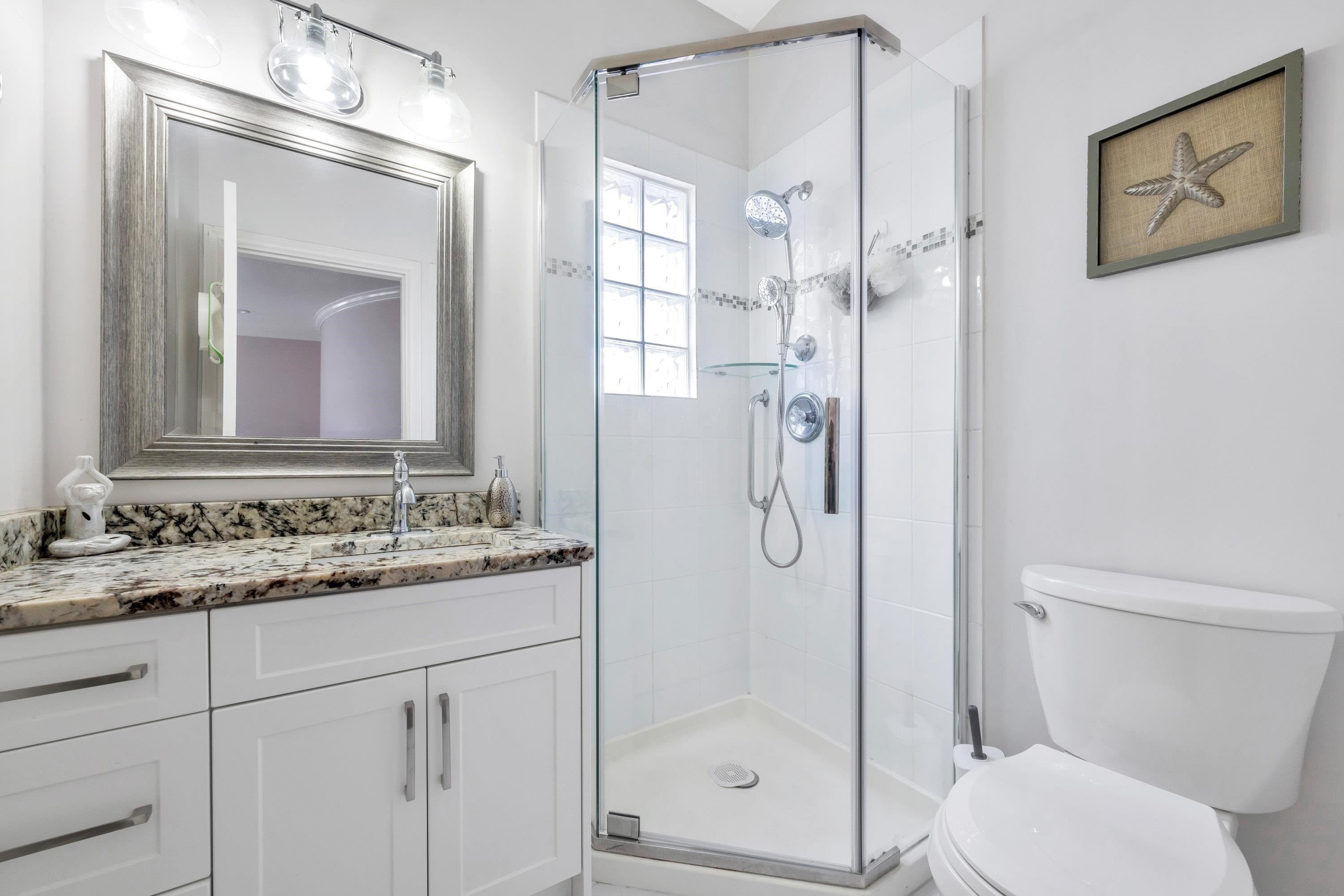 6271 Arlington Street, Vancouver, BC
