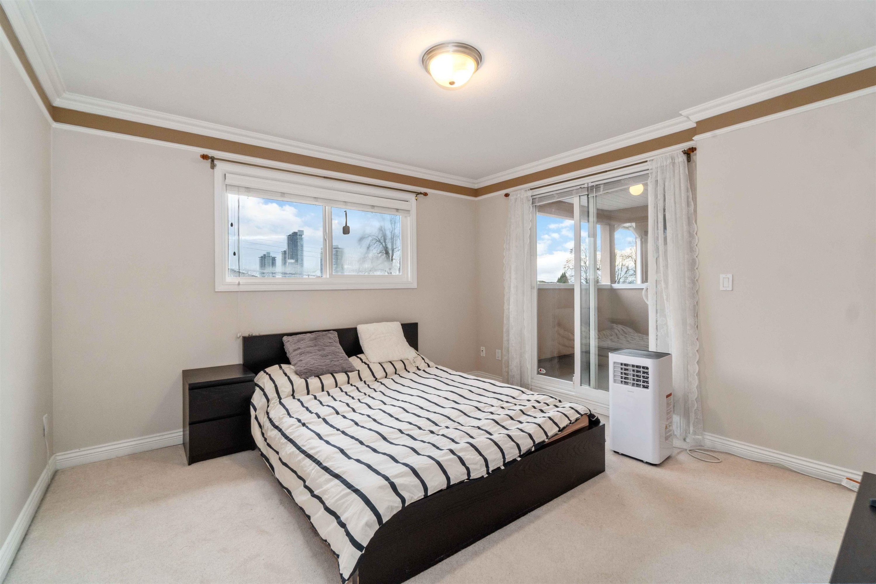 4292 Parker Street, Burnaby, BC