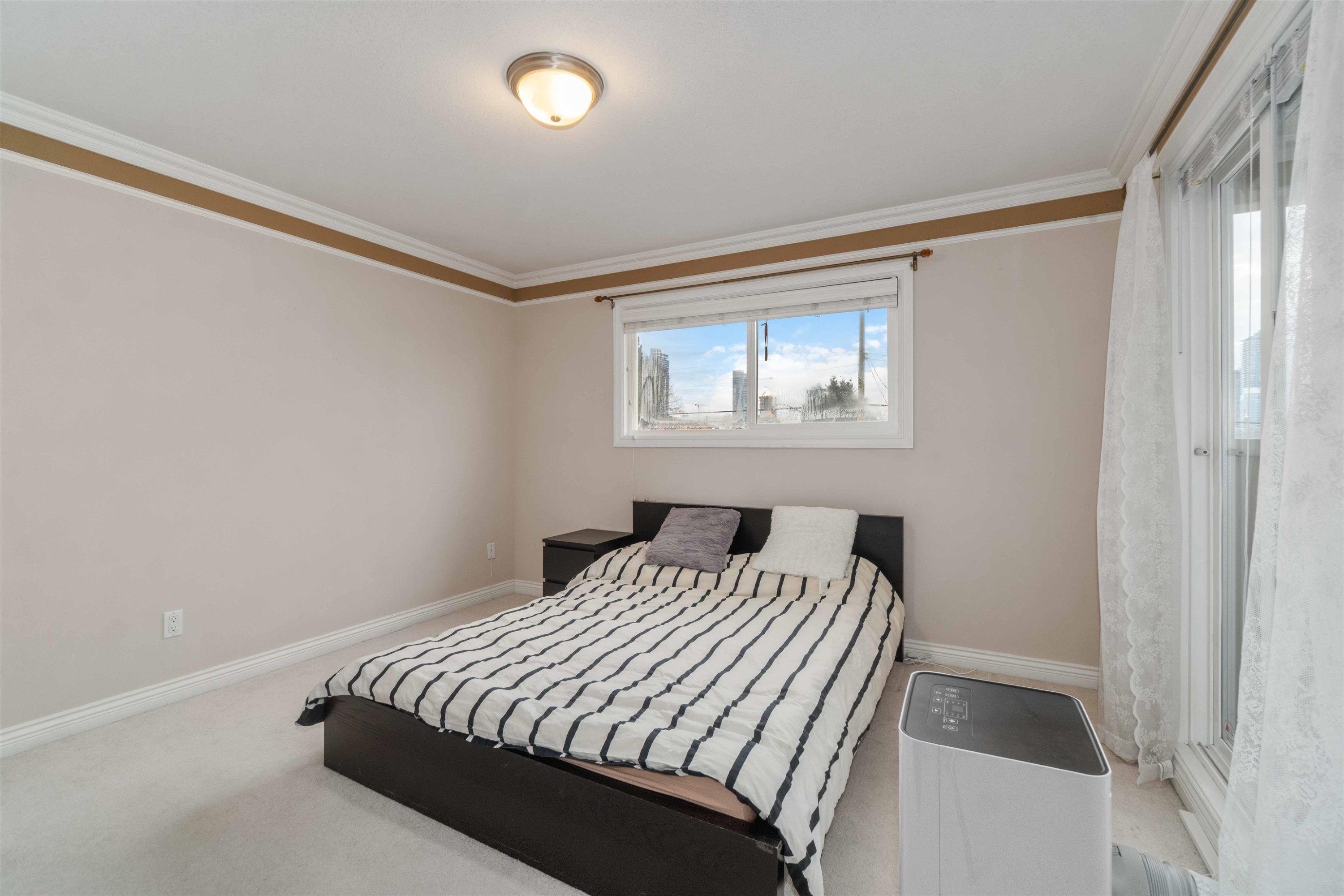 4292 Parker Street, Burnaby, BC