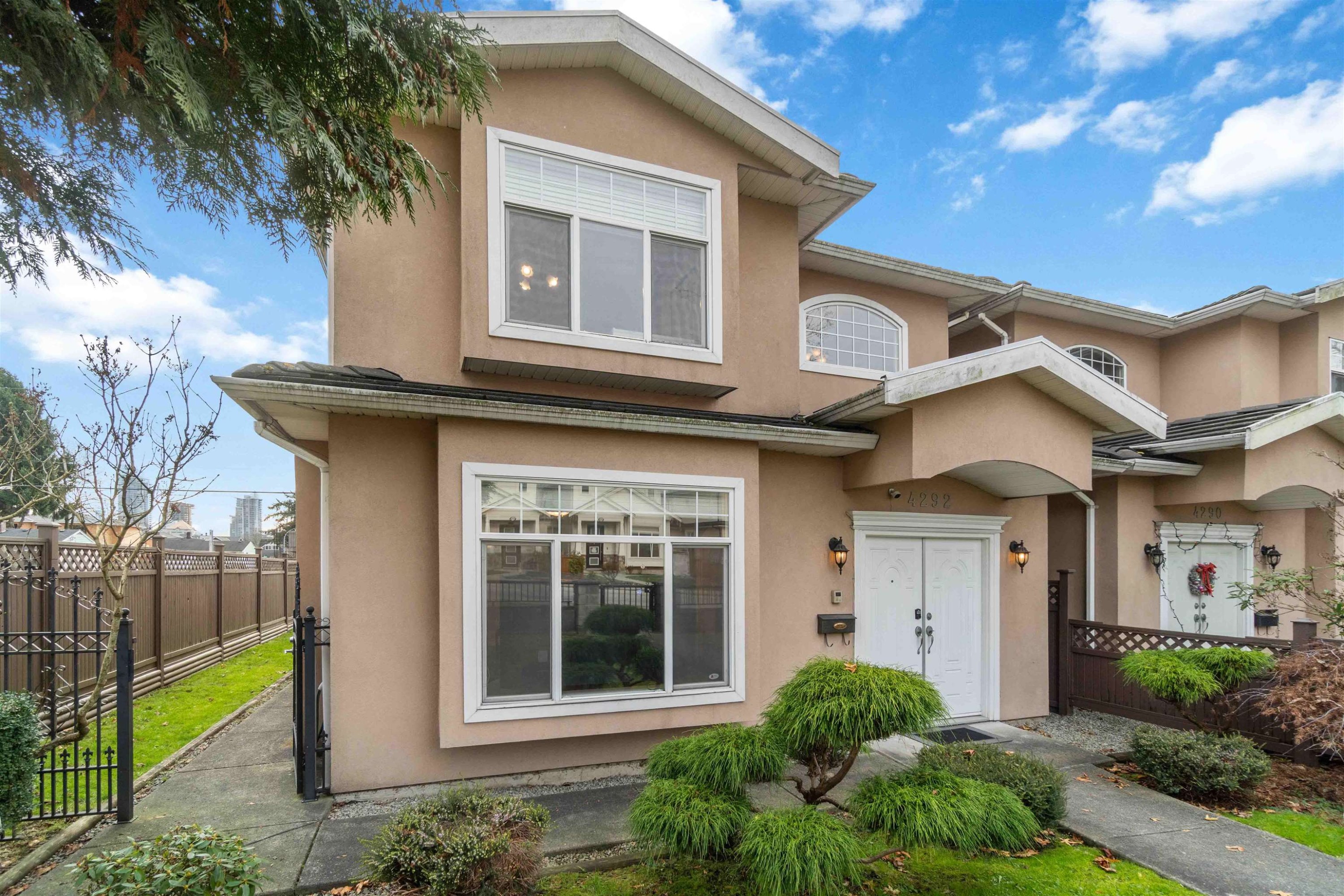 4292 Parker Street, Burnaby, BC