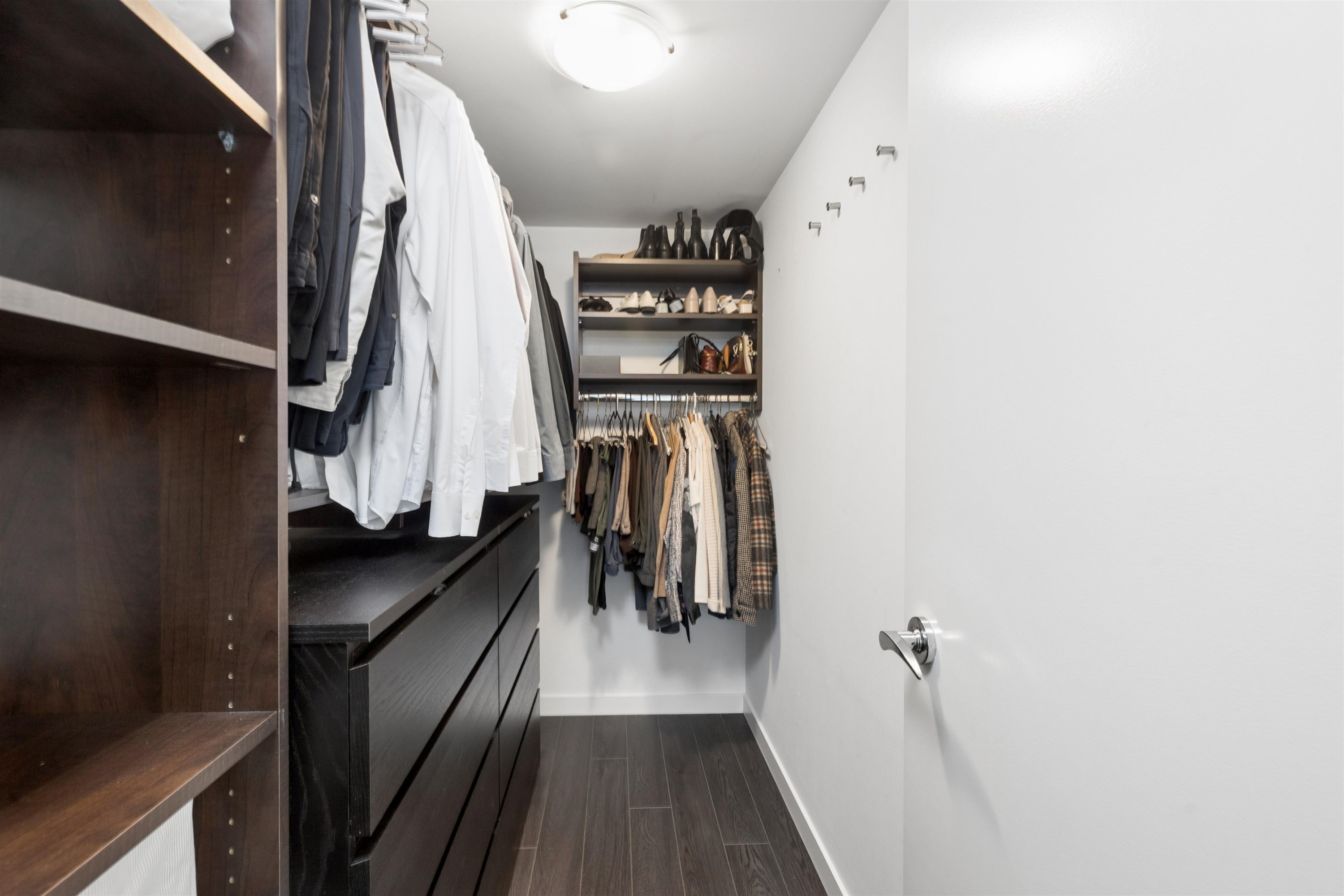 156 1St Avenue W, Vancouver, BC