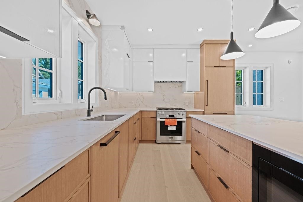6855 Cypress Street, Vancouver, BC