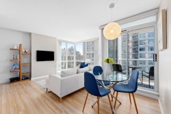 1602-193 Aquarius Mews Vancouver, BC V6Z 2Z2