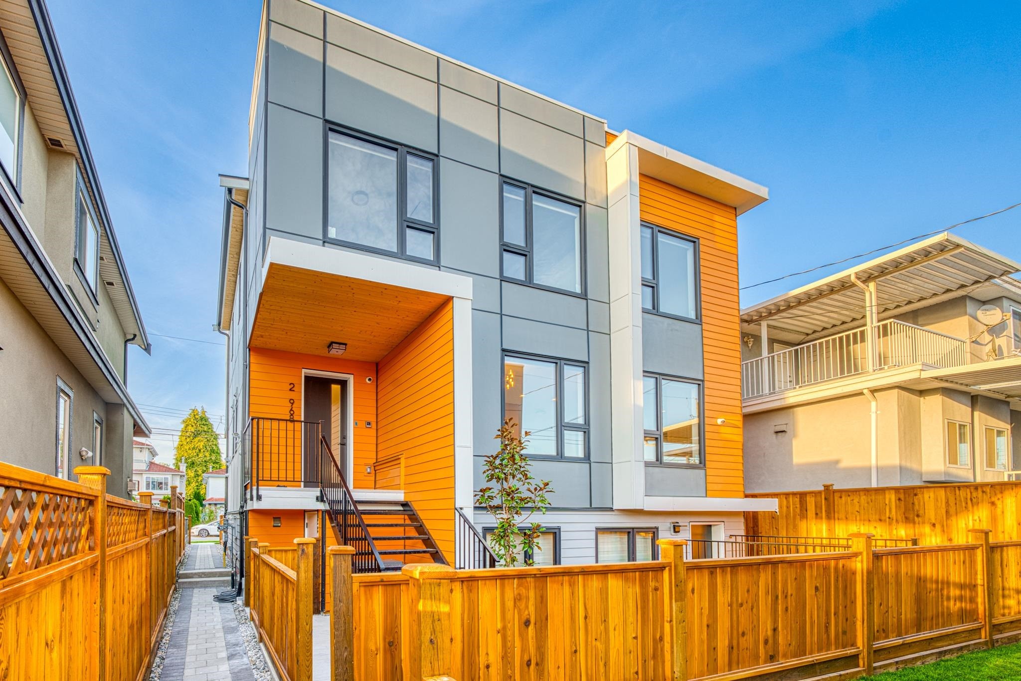 2-968 55Th Avenue E, Vancouver, BC