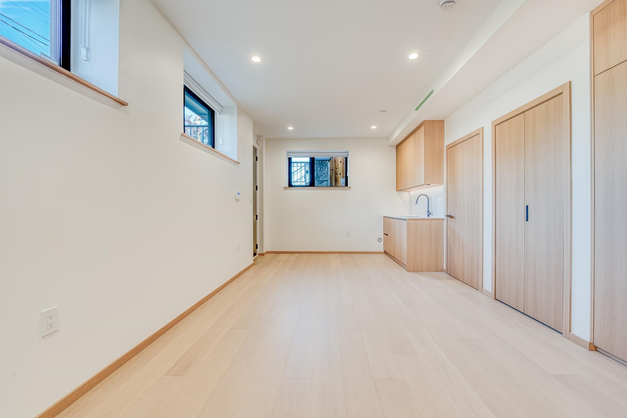 2-968 55Th Avenue E, Vancouver, BC